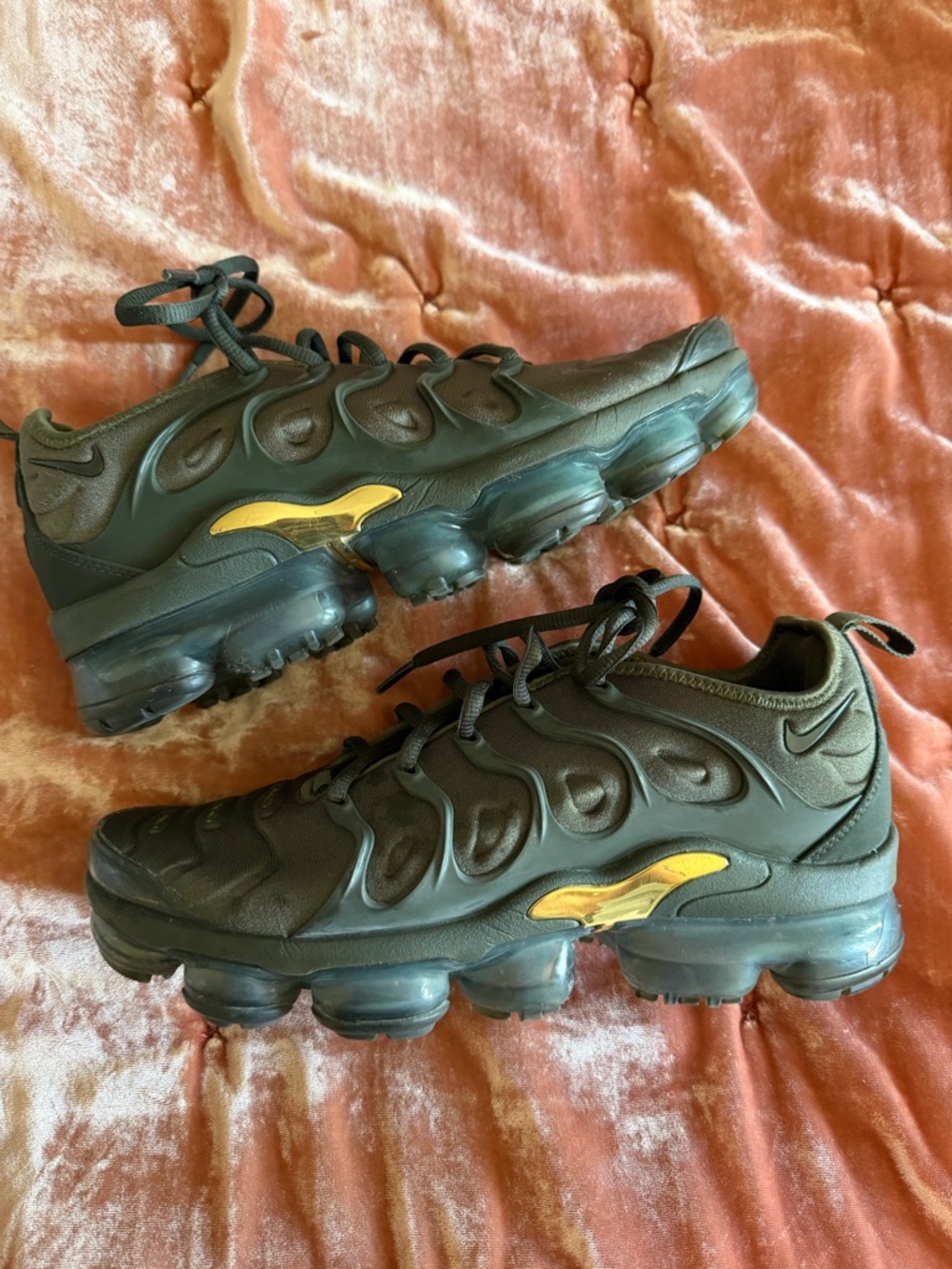 Nike Black Sneakers with Gold Accent VaporMax-Style